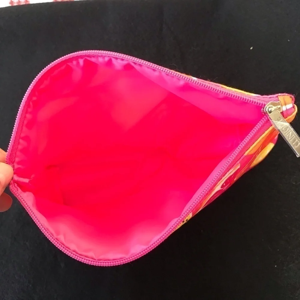 Clinique makeup bag 🍊 🍋